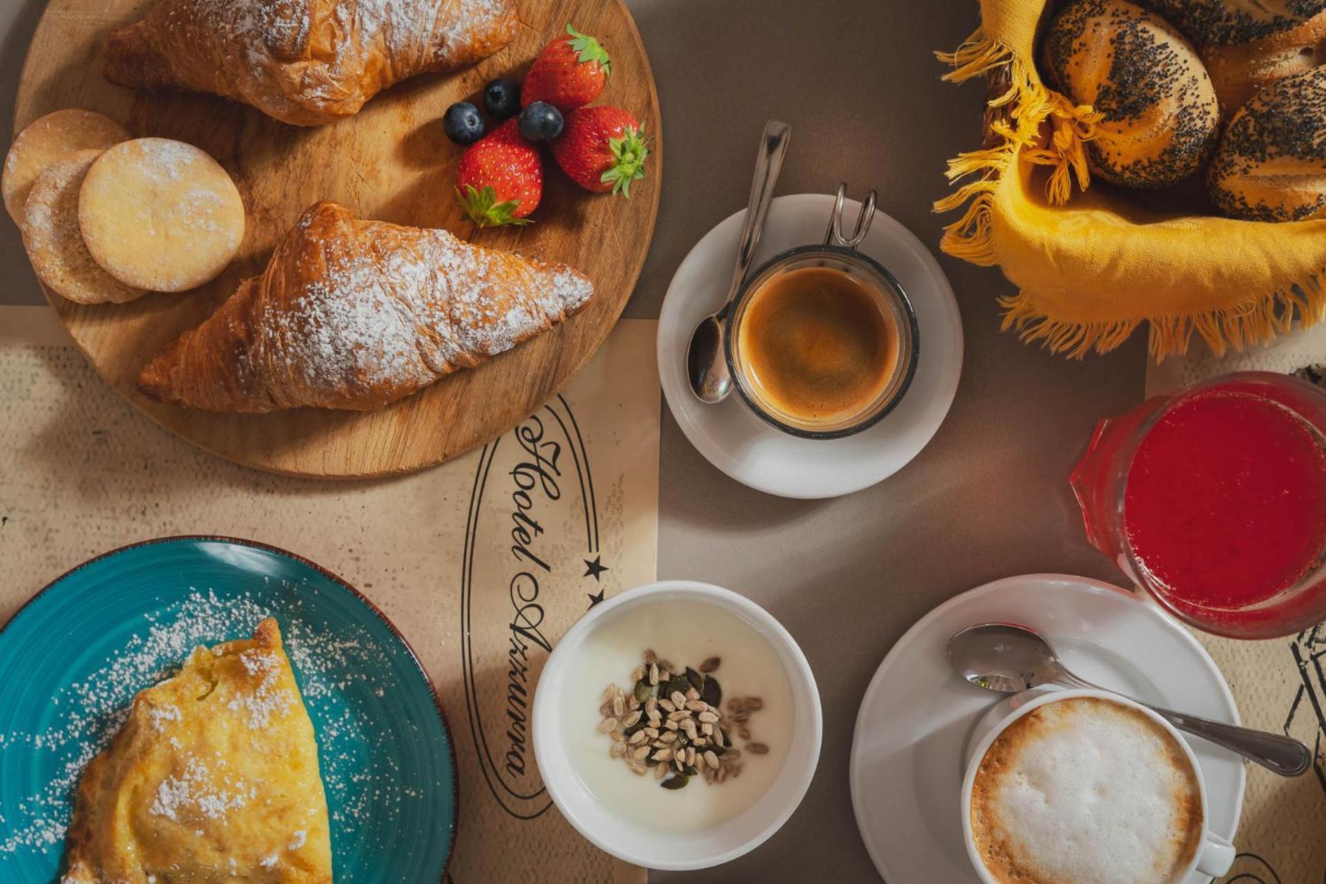 Hotel Azzurra マリーナ・ディ・ピエトラサンタ エクステリア 写真
